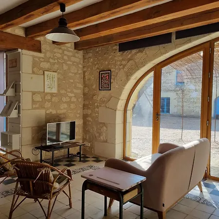 Nocleg ze śniadaniem Sirona - Domaine Viticole Et D'hotes Le Puy-Notre-Dame